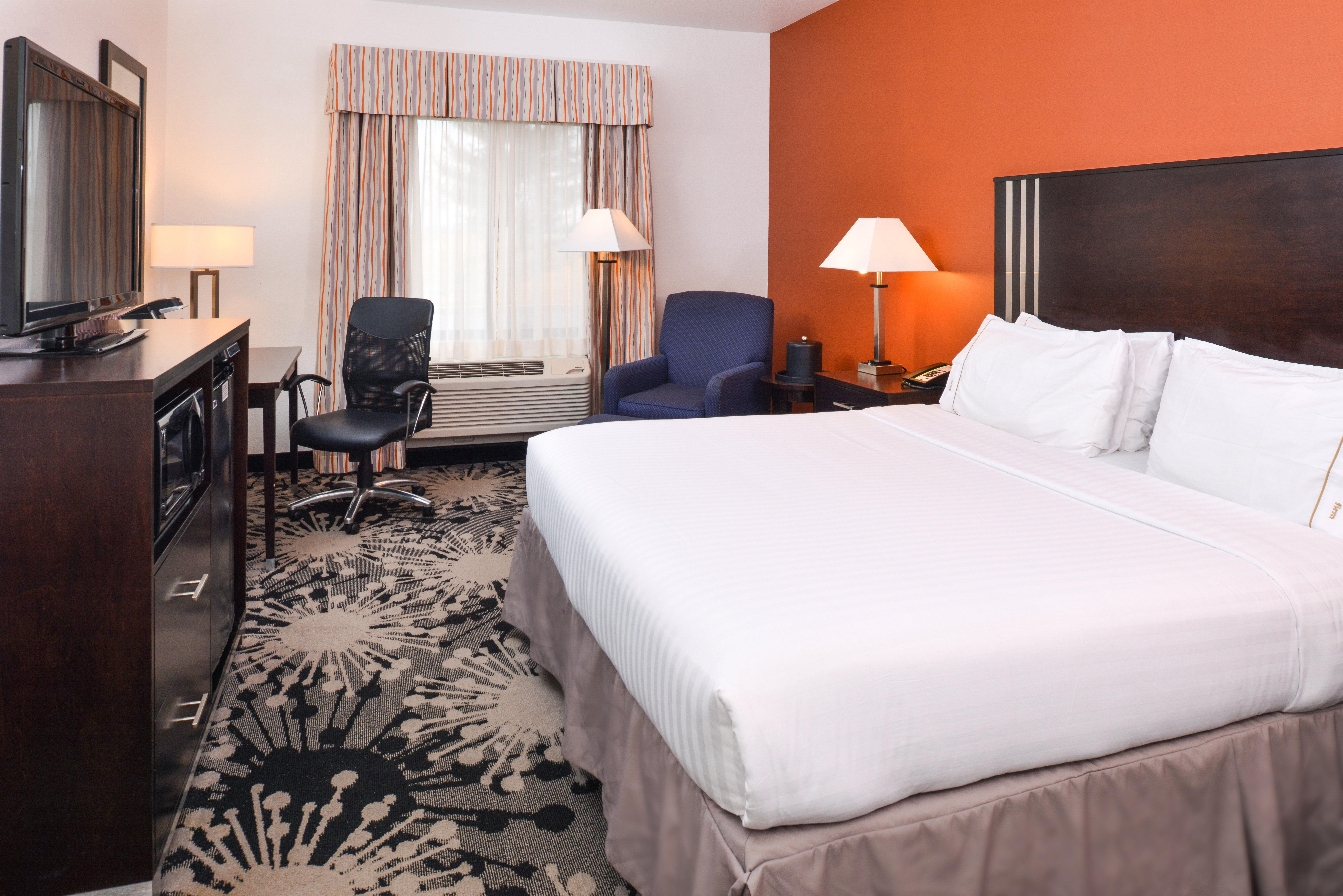 Holiday Inn Express & Suites Greenfield, An Ihg Hotel Esterno foto